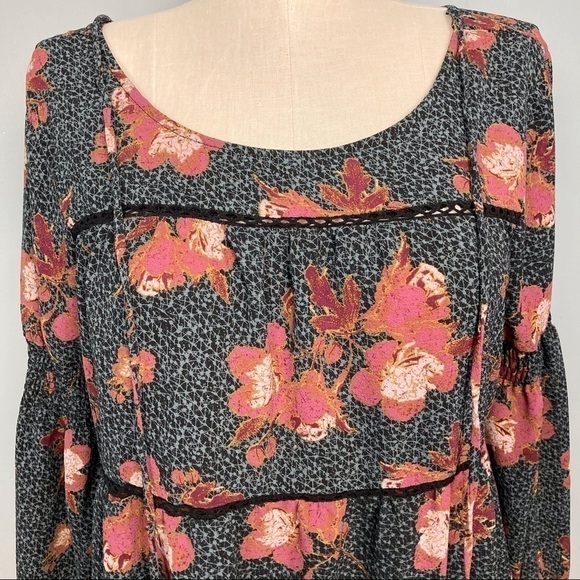 𝅺knox Rose Boho Tassle Tie Floral Eyelet Blouse - Picture 3 of 15